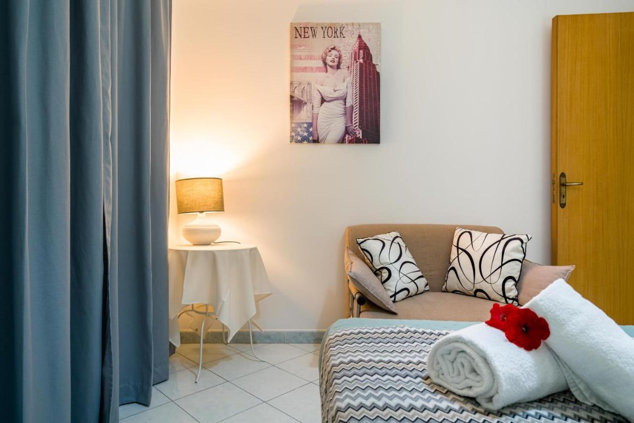 Apartmán Loft Baia Di Letojanni Exteriér fotografie