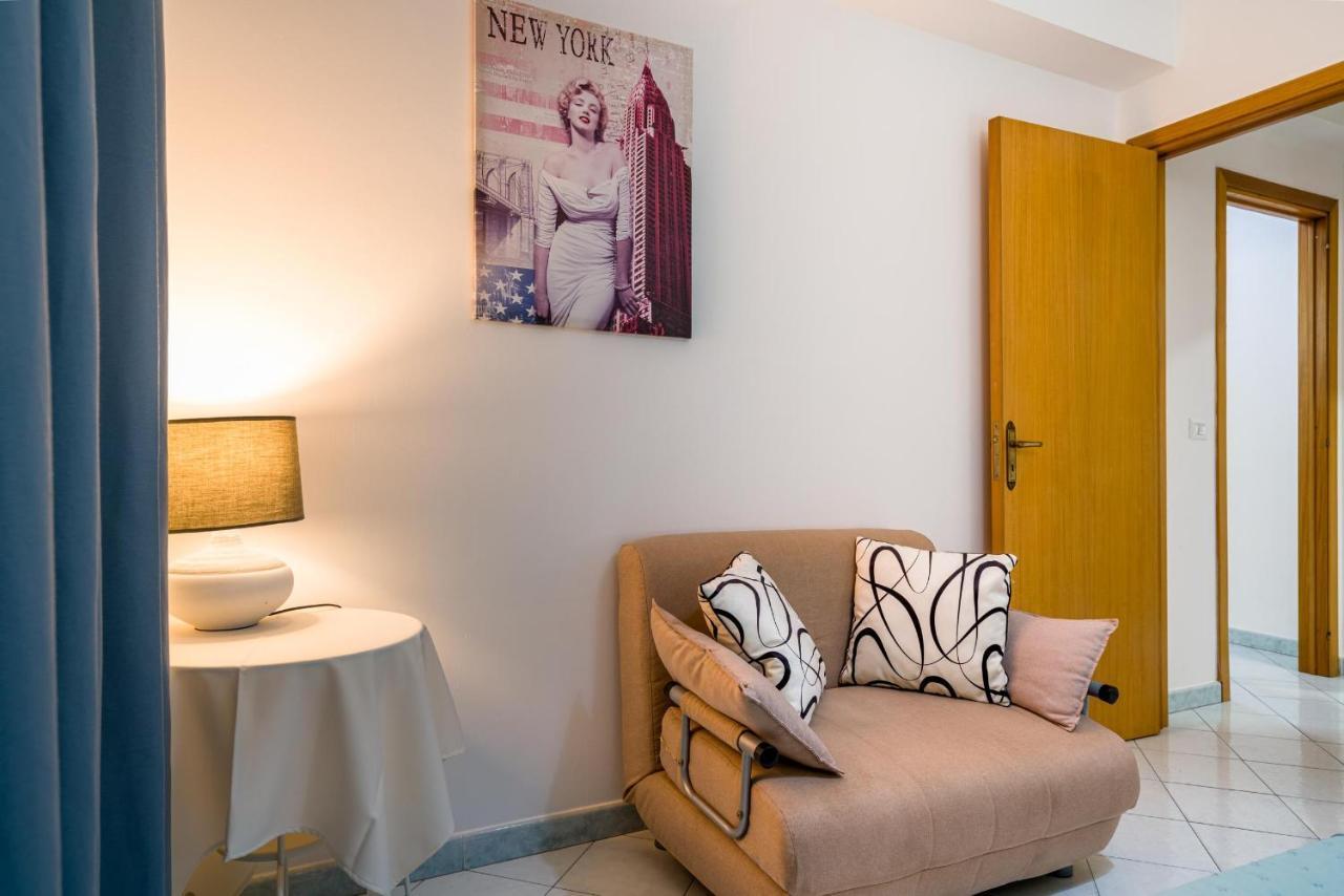 Apartmán Loft Baia Di Letojanni Exteriér fotografie